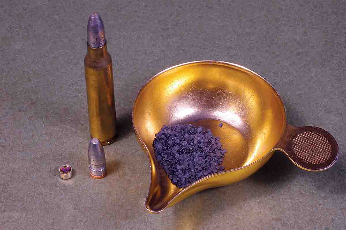 Unique is a very versatile propellant that works in rifles, handguns and shotguns. A light charge is a good choice for cast lead-alloy bullets in the .223 Remington.